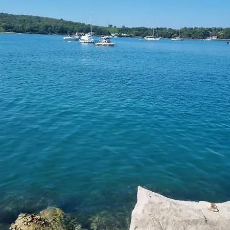 House Piccola California Sea View Bed & Breakfast 4*