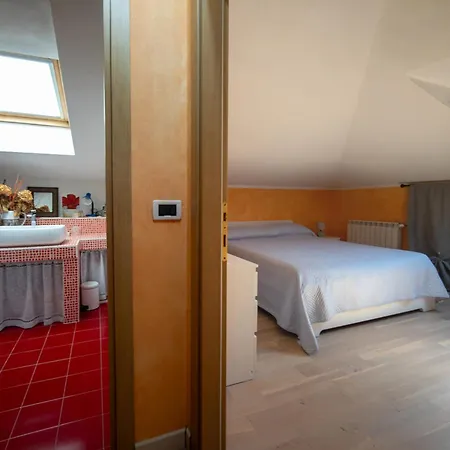 House Piccola California Sea View לינה וארוחת בוקר 4*